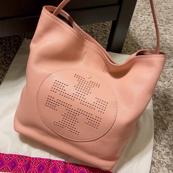 Tory Burch Quinn Hobo in Sorbet/Pink - Picture 9 of 10